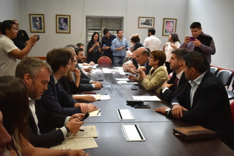 581617769_1293315506168239_5738801969613858475_n